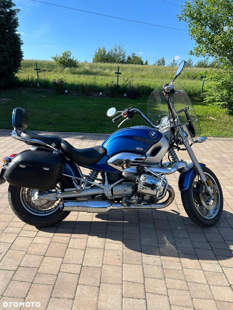 BMW R - 1