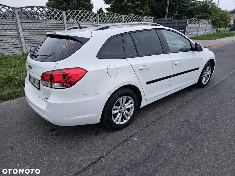 Chevrolet Cruze - 4
