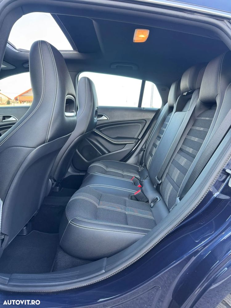 Mercedes-Benz CLA - 12