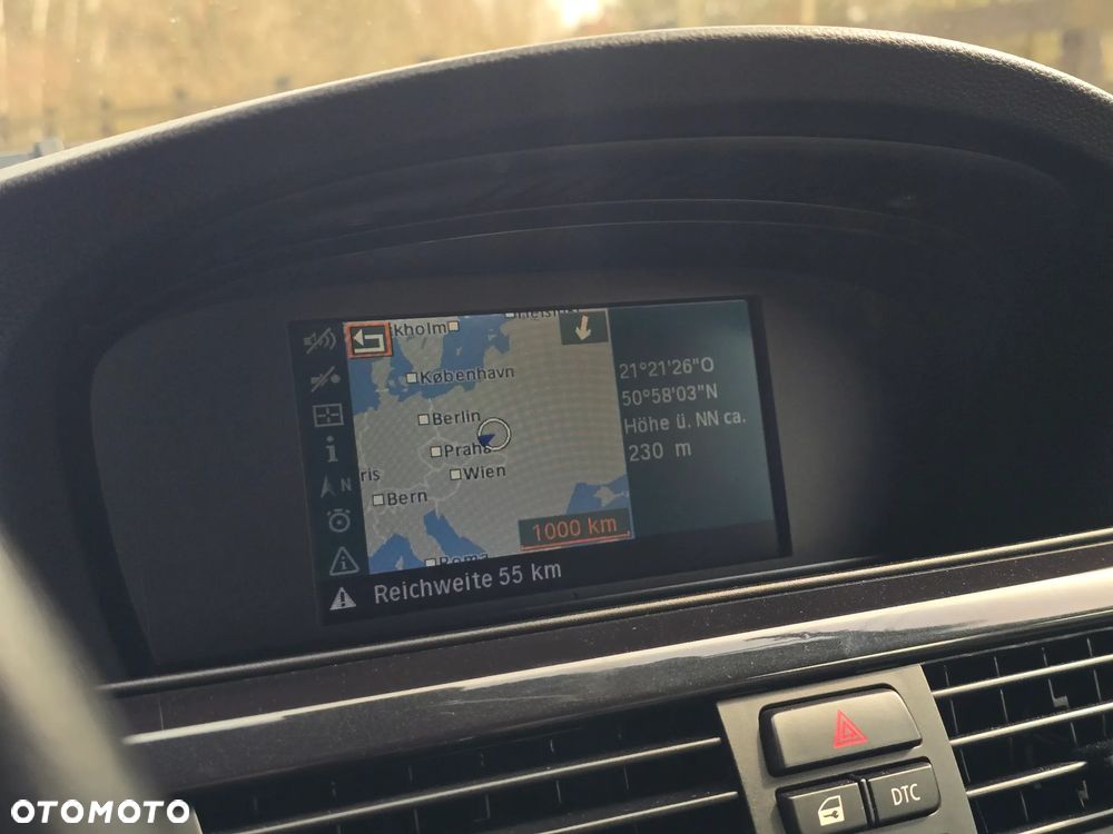 BMW Seria 3 330i M Sport Edition - 7