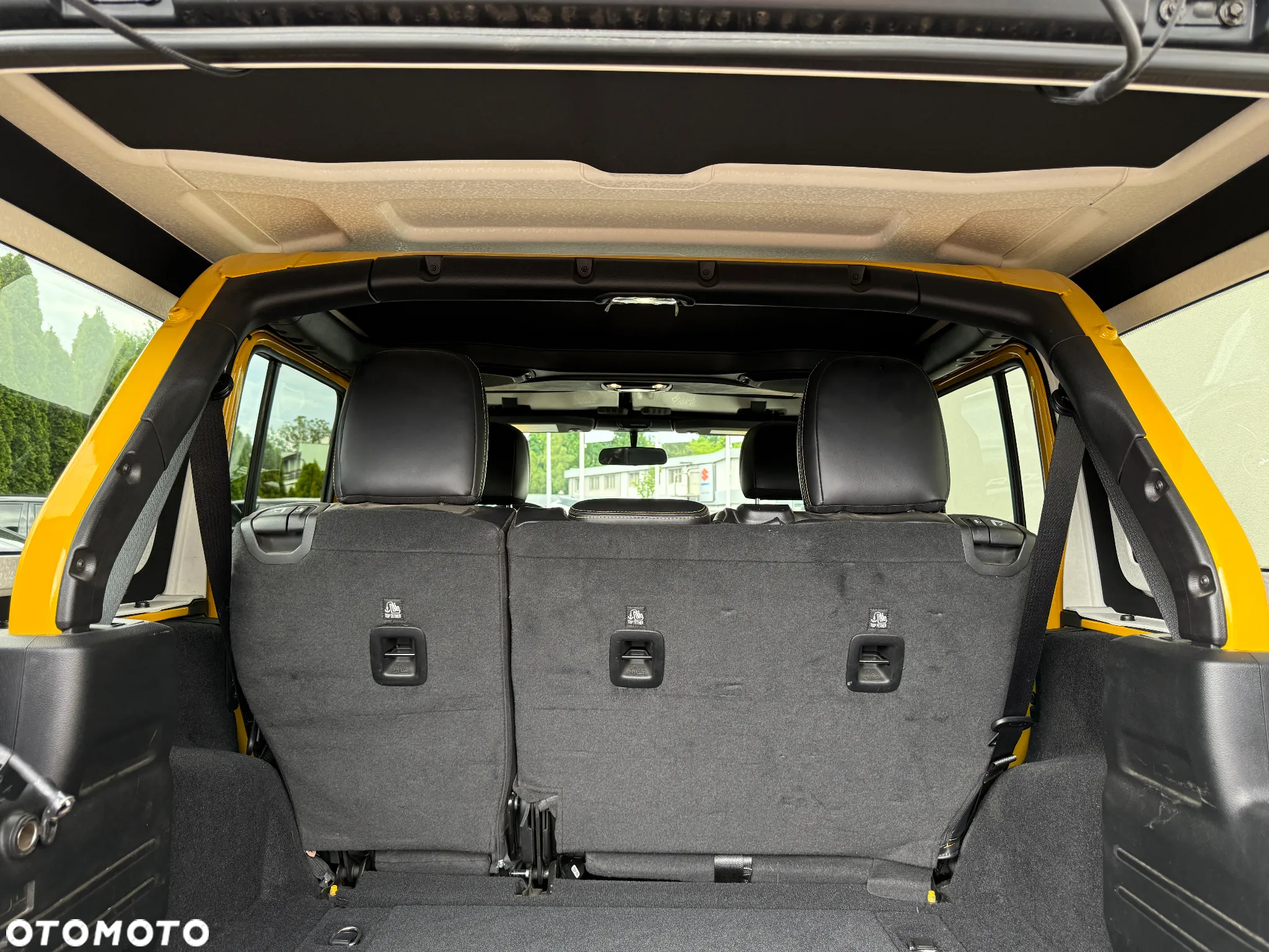 Jeep Wrangler - 9