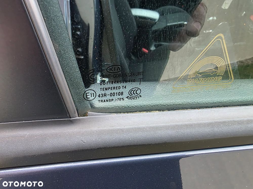 Kia Carens 1.6 GDI Edition 7 - 23