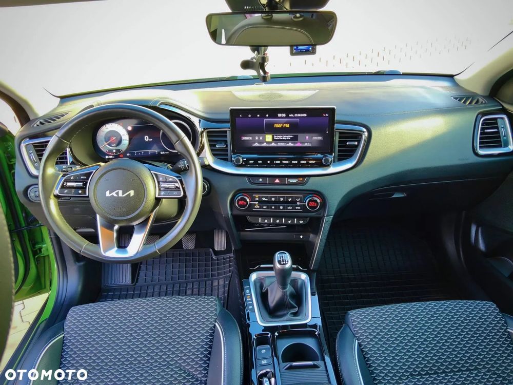 Kia XCeed 1.5 T-GDI Business Line - 9