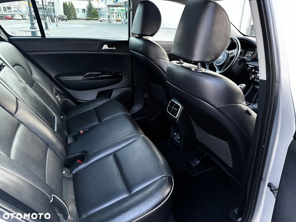 Kia Sportage - 14
