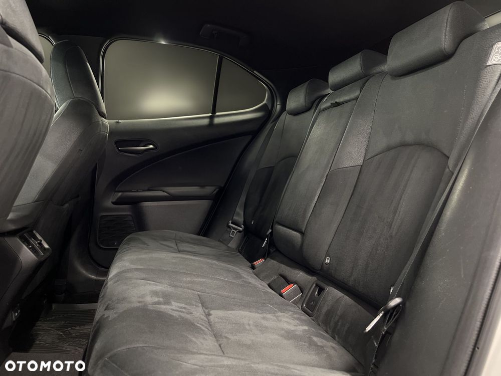 Lexus UX 200 GPF Business Edition 2WD - 15