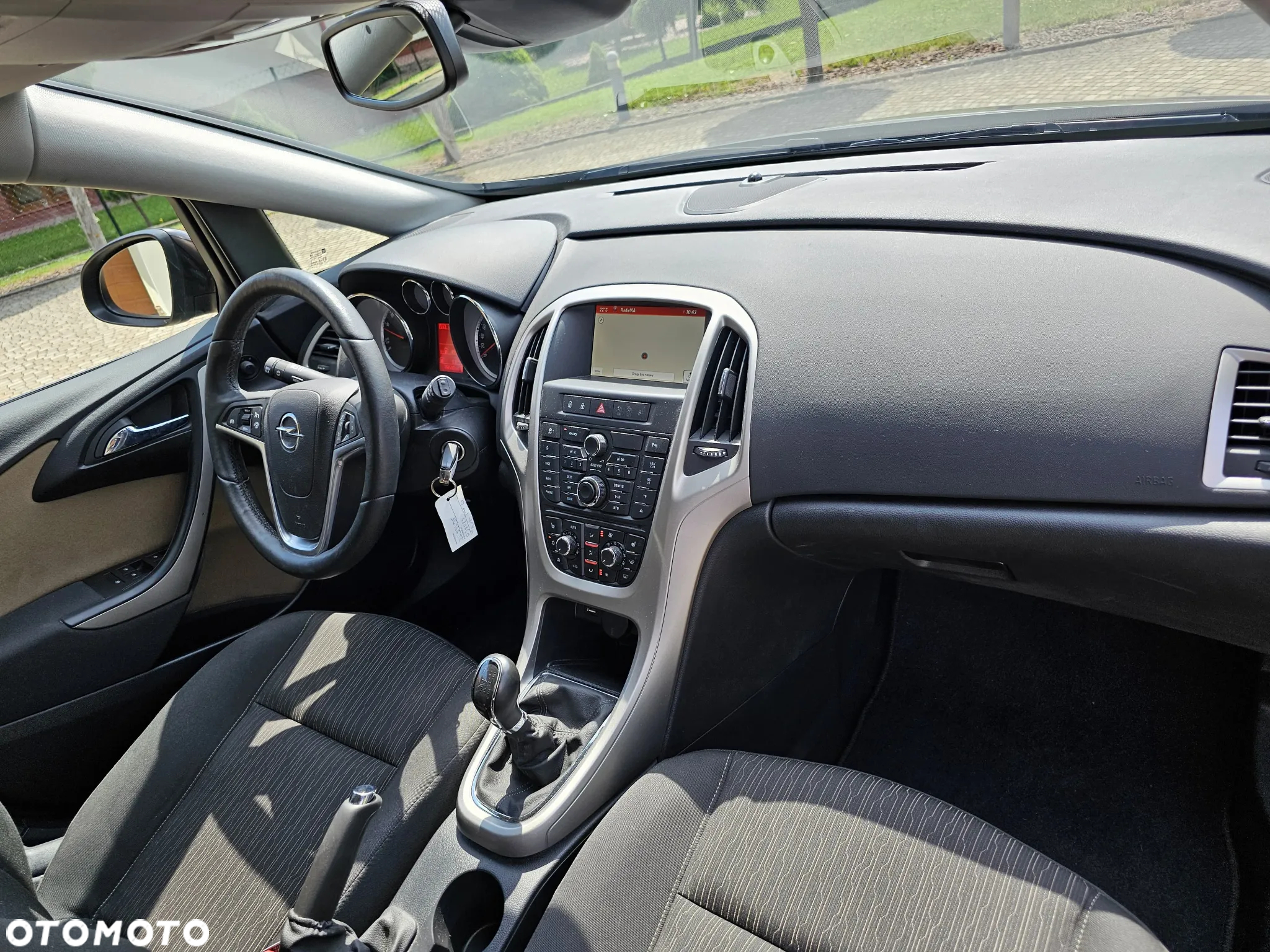 Opel Astra 1.4 Turbo Design Edition - 19