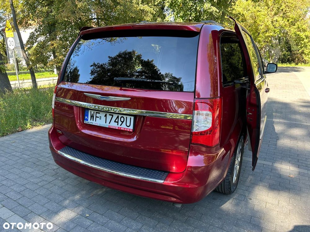 Chrysler Town & Country 3.6 Touring - 16