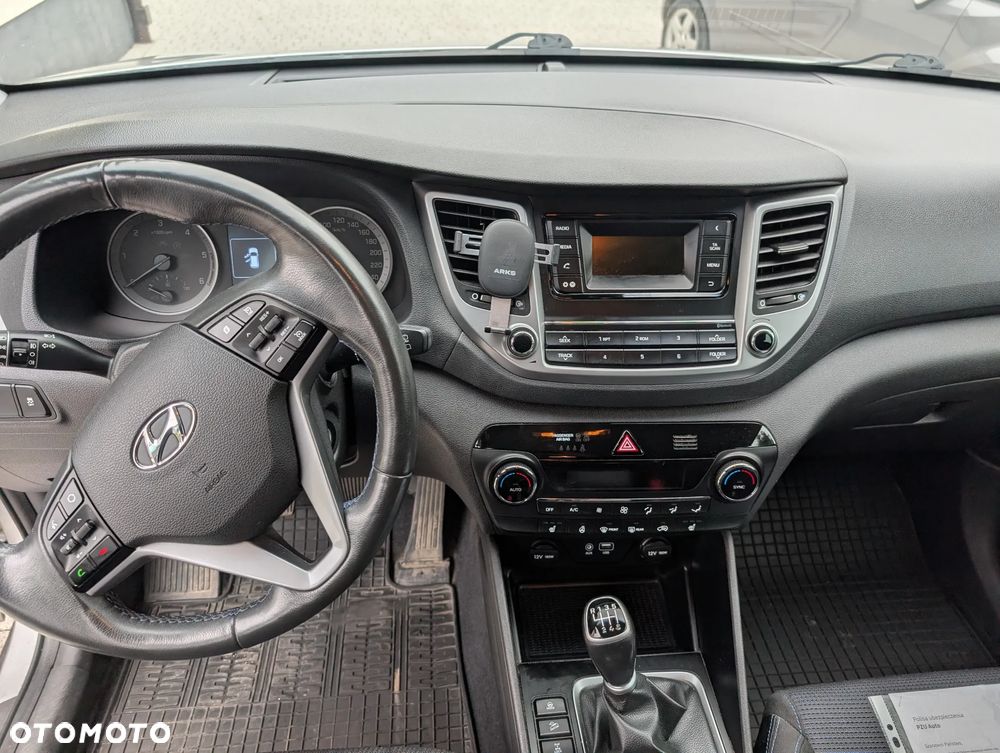 Hyundai Tucson 2.0 CRDI Comfort 4WD - 11