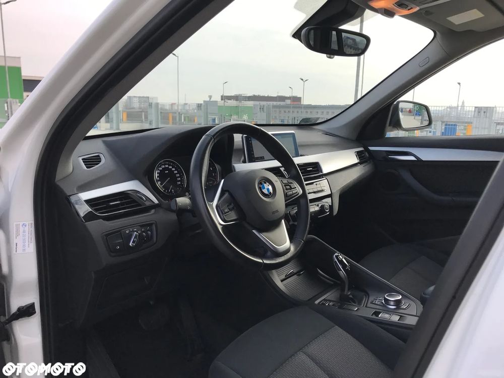 BMW X1 sDrive18i Business Edition - 26