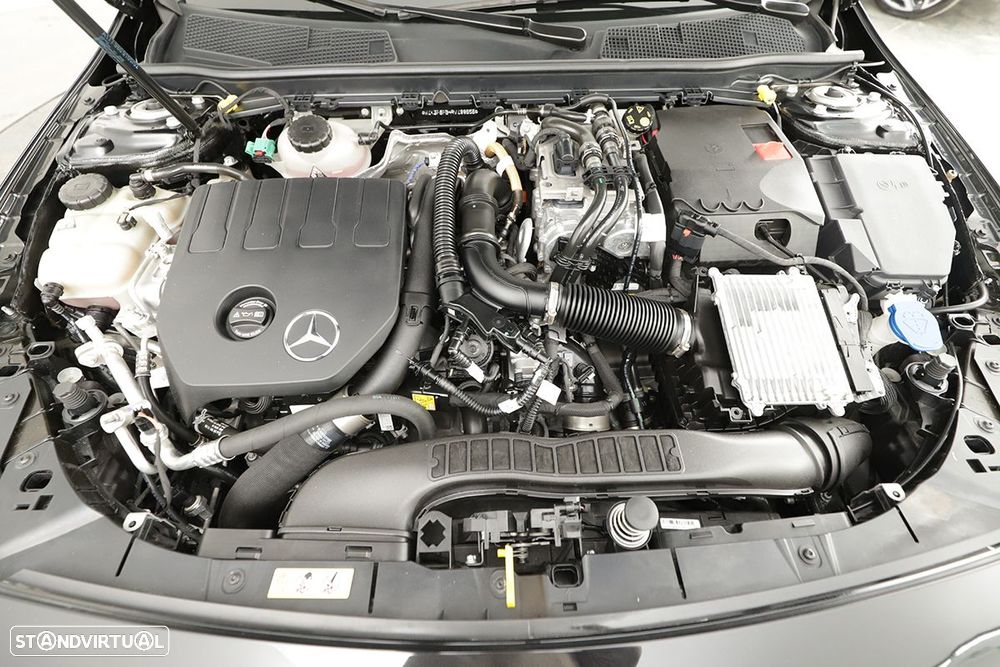 Mercedes-Benz A 250 e - 26