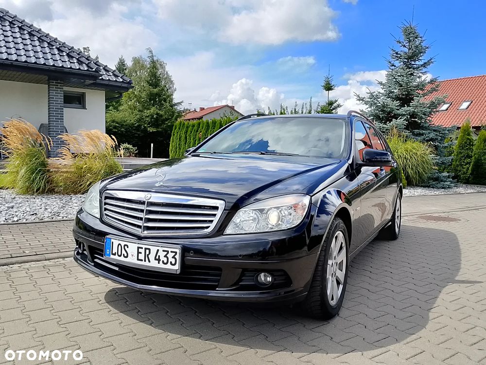 Mercedes-Benz Klasa C 180 CGI BlueEff Classic - 2