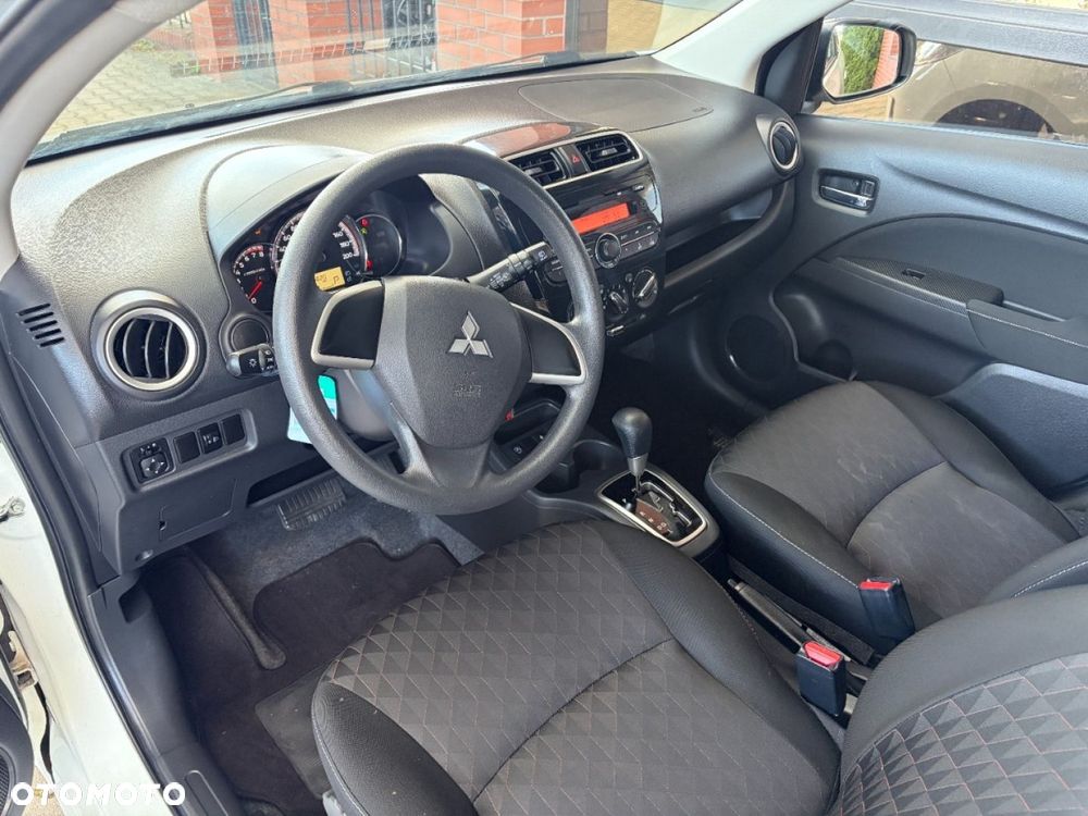 Mitsubishi Space Star 1.2 Intense SDA CVT - 8