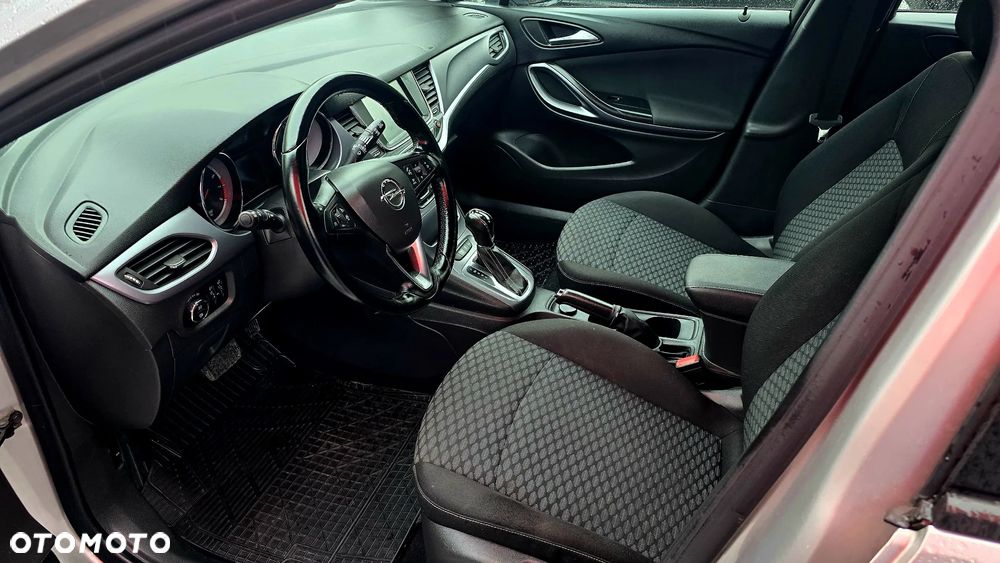 Opel Astra 1.4 Turbo Start/Stop Automatik ON - 12