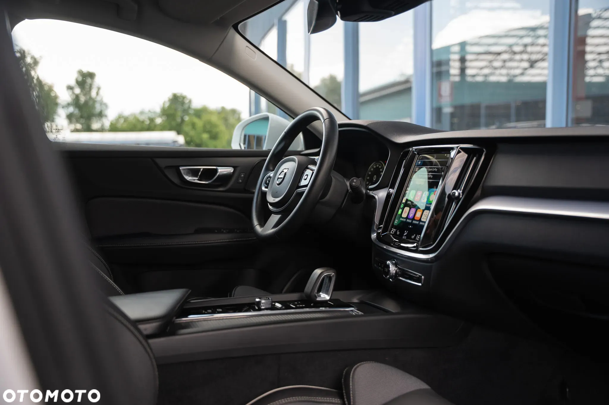 Volvo V60 Cross Country B4 D AWD Geartronic Pro - 25