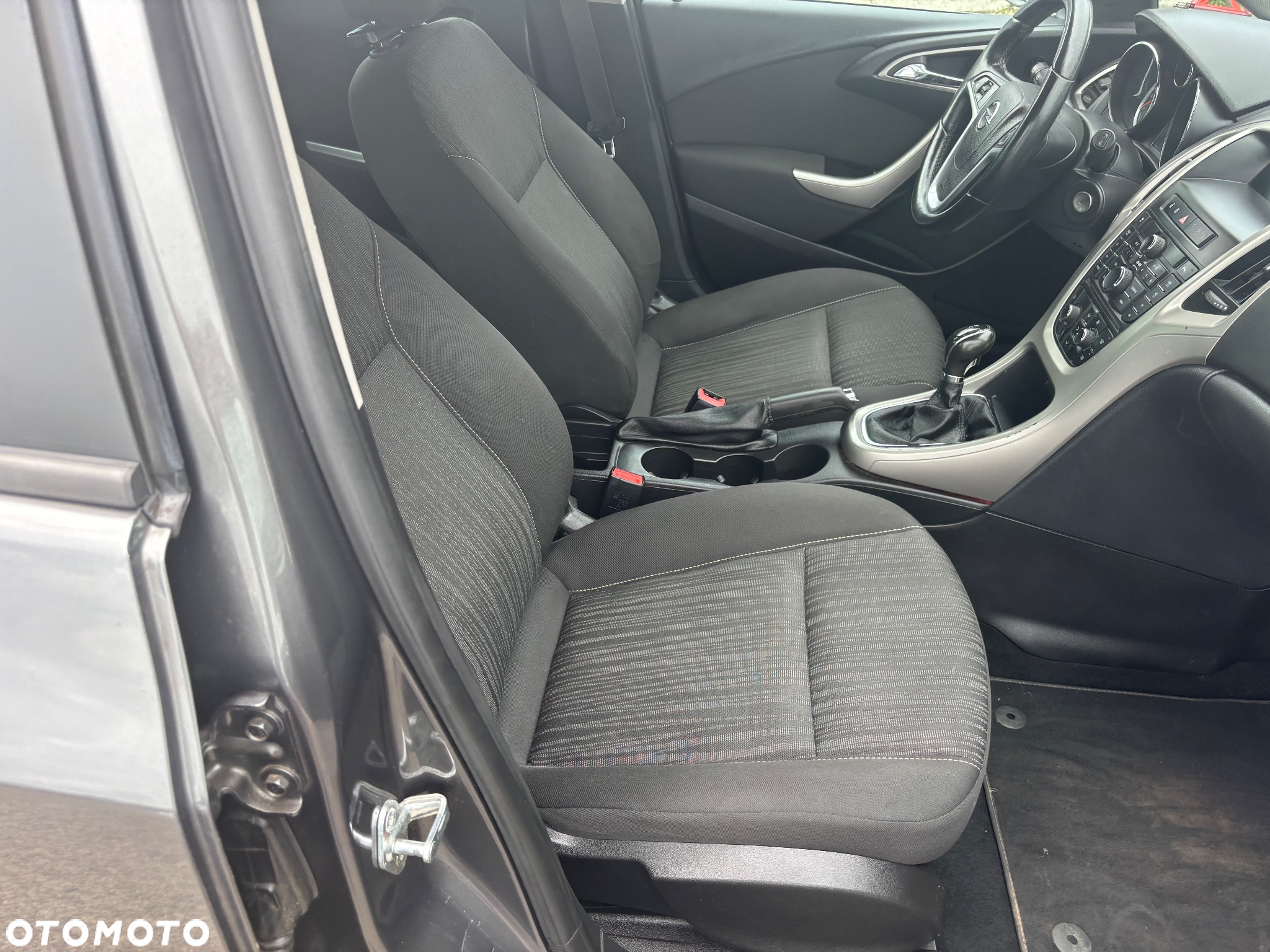 Opel Astra 1.4 Turbo Design Edition - 37