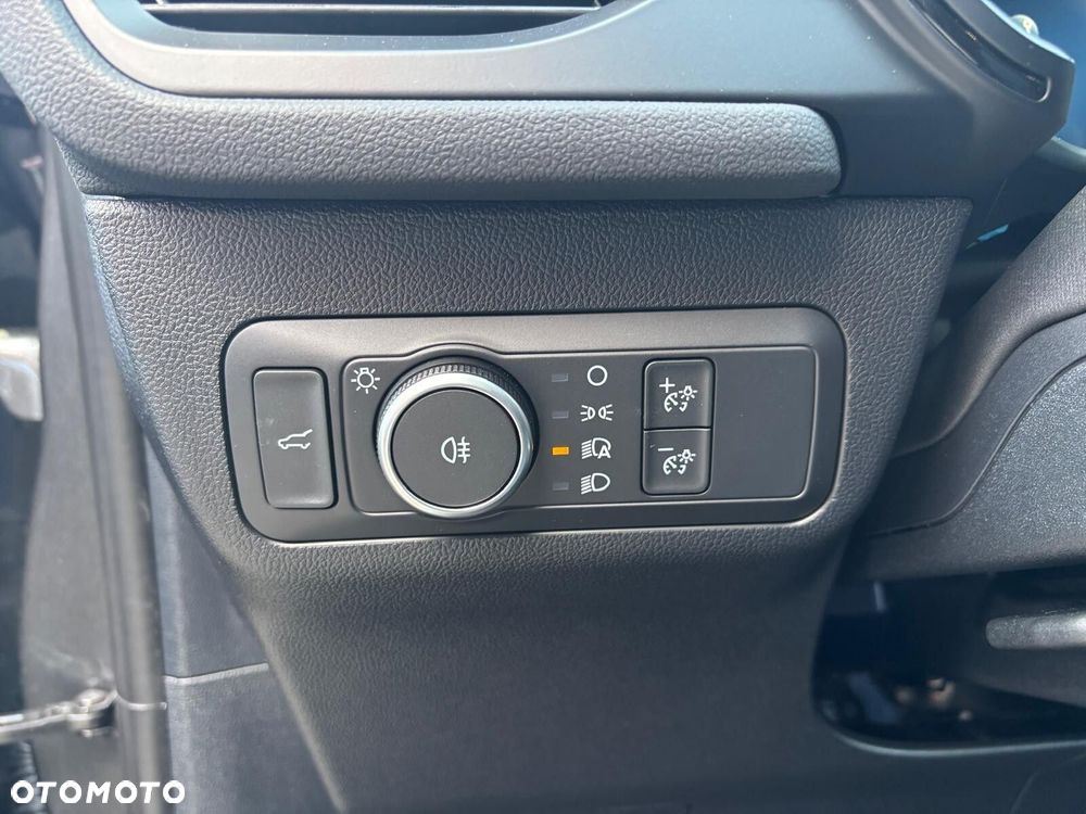 Ford Kuga - 17