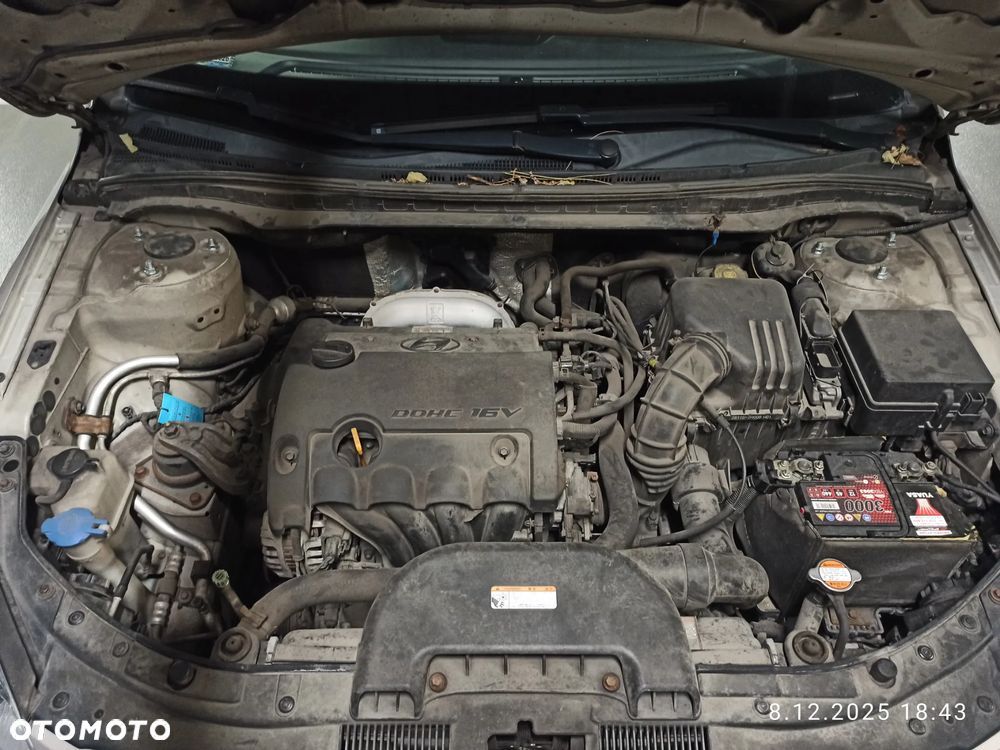 Hyundai i30 1.4 Base + - 10