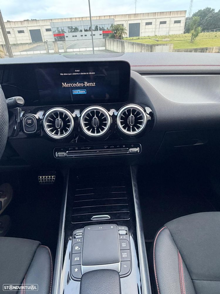 Mercedes-Benz EQA - 7