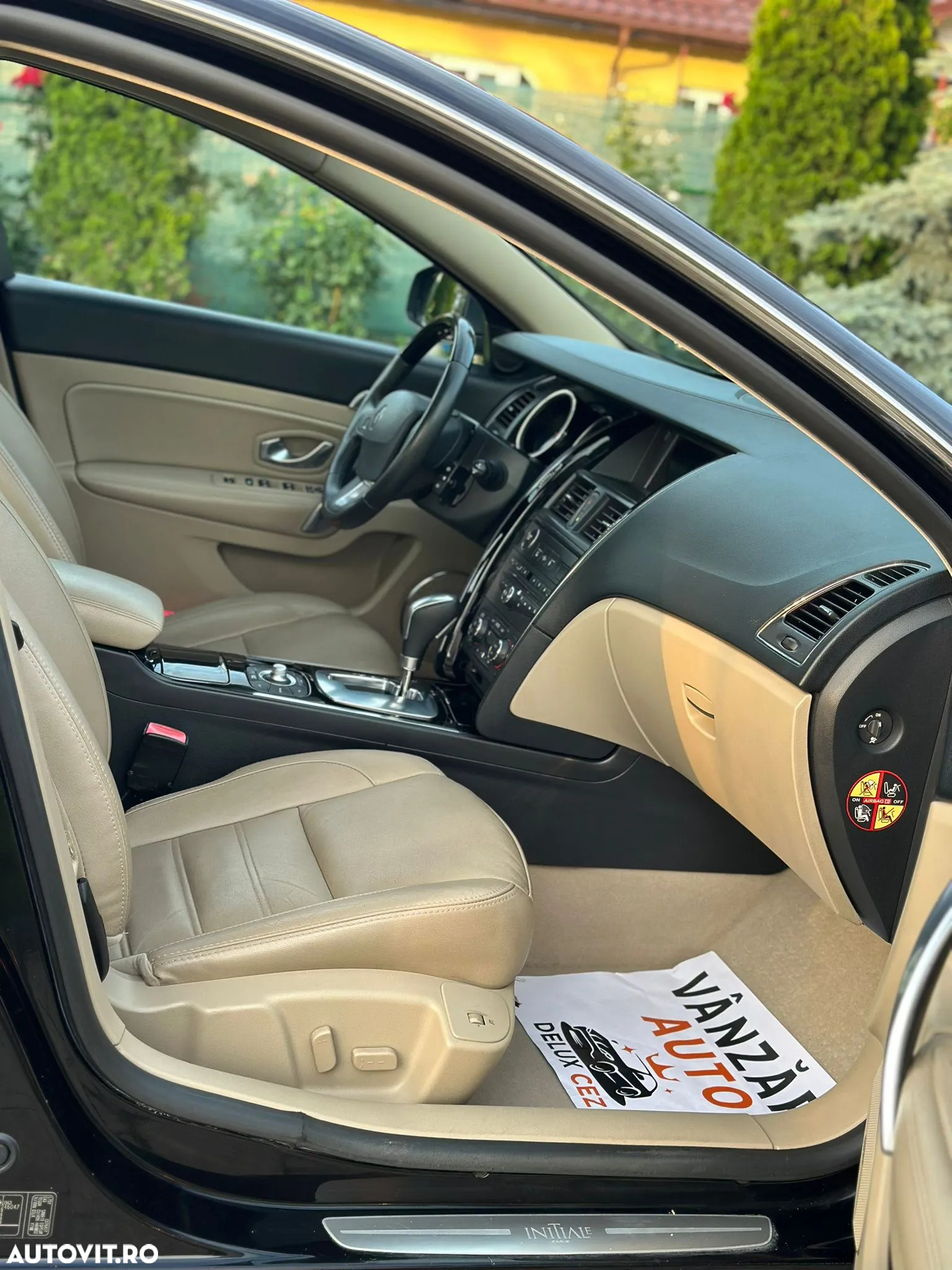 Renault Latitude 2.0 dCi Initiale Aut. - 10