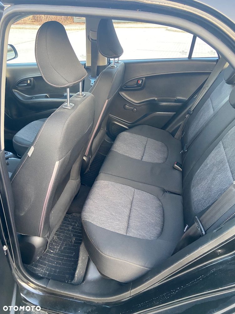 Kia Picanto 1.0 L - 6