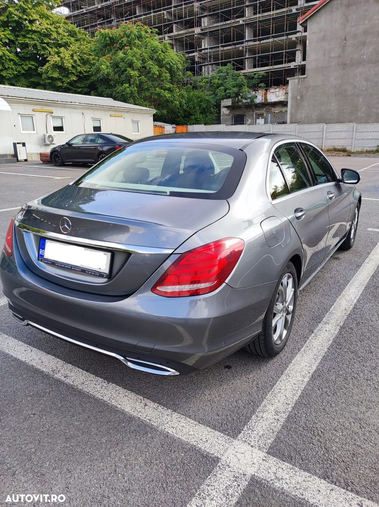 Mercedes-Benz C - 6