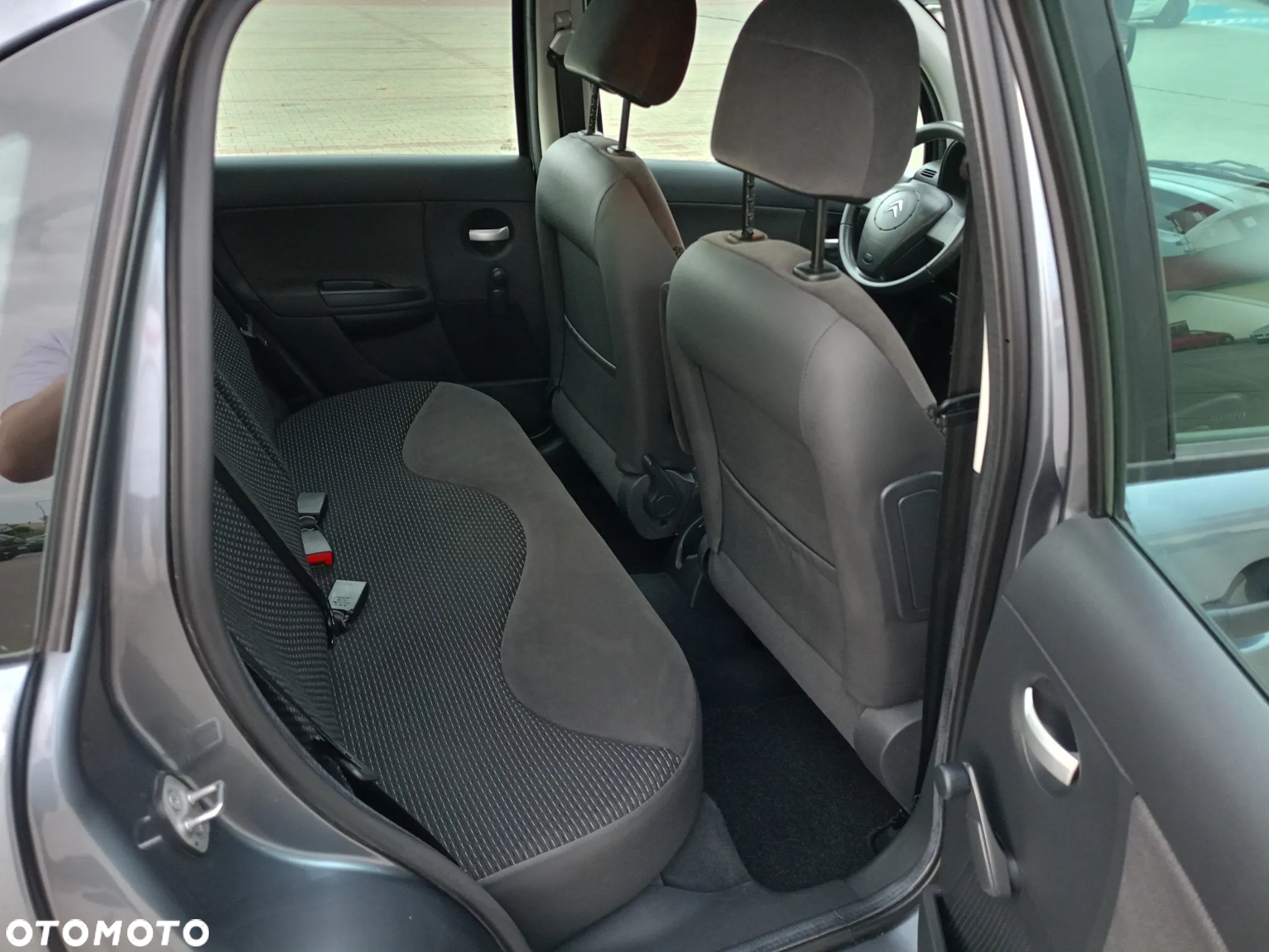 Citroën C3 1.1i First - 22