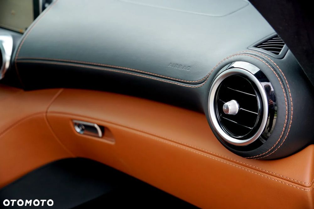 Mercedes-Benz AMG GT S Coupe Speedshift 7G-DCT - 35
