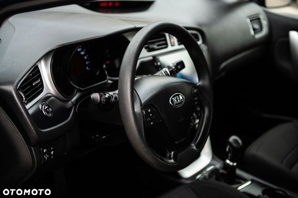 Kia Ceed 1.4 CVVT Vision - 20