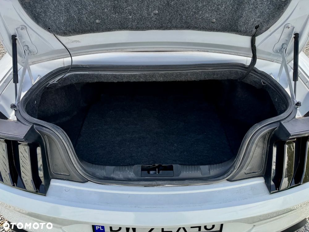 Ford Mustang Cabrio 2.3 Eco Boost - 39