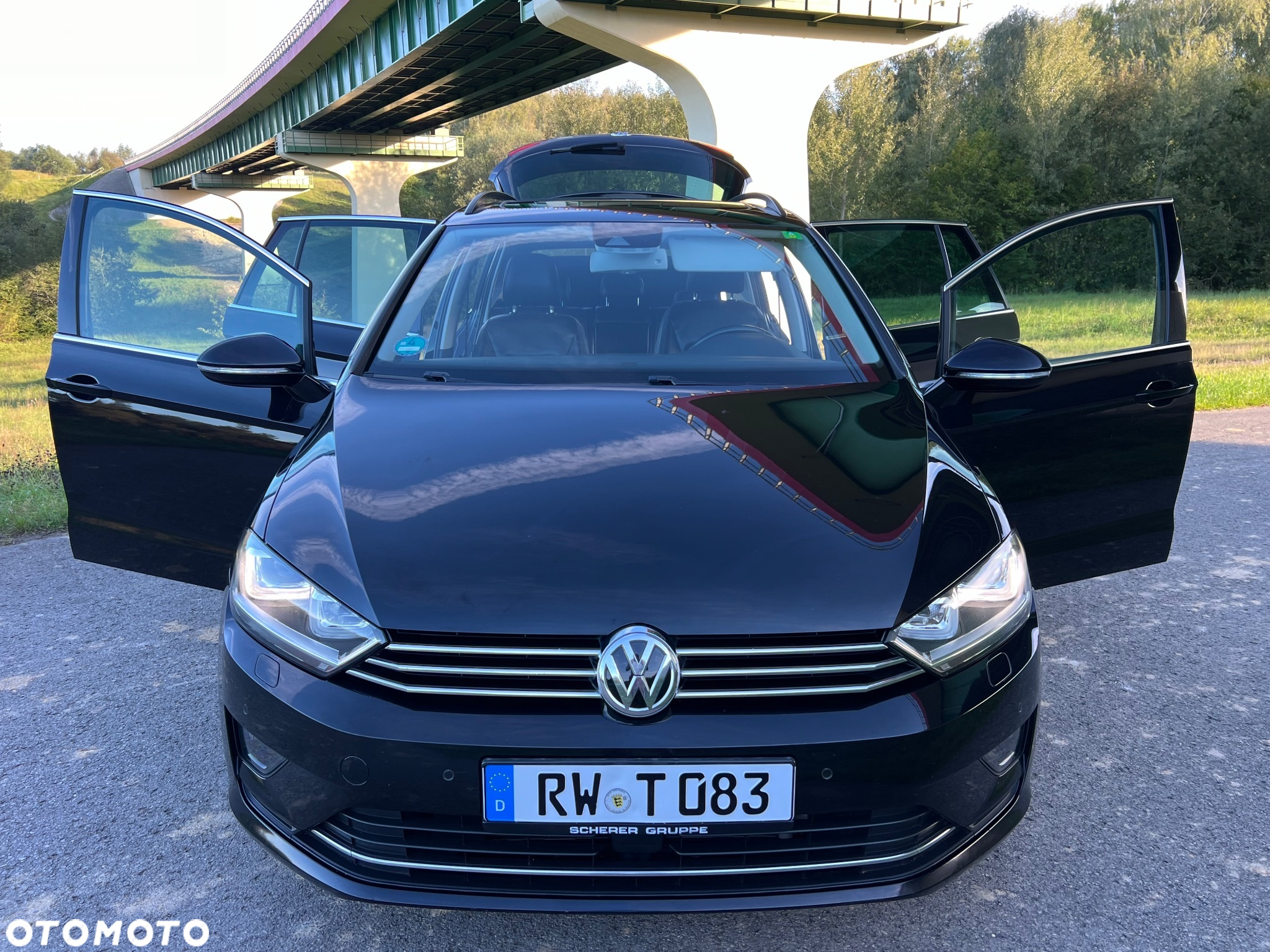 Volkswagen Golf Sportsvan - 10