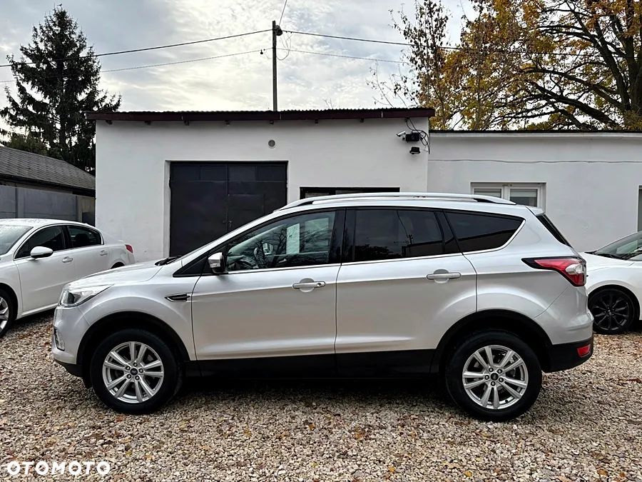 Ford Kuga 1.5 EcoBoost 2x4 Business Edition - 3