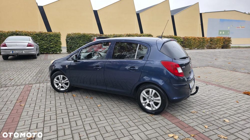 Opel Corsa 1.4 16V Navi - 10