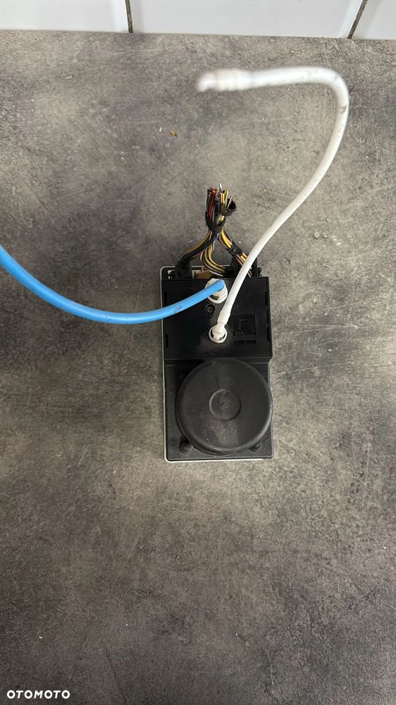 Pompka Sterownik zamka Audi A3 A4 A6 A8 8L0862257B    169/1 - 2