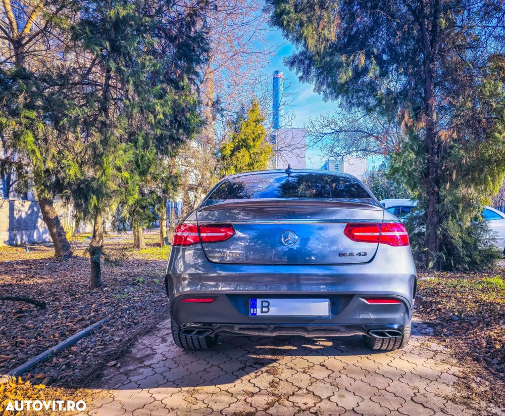 Mercedes-Benz GLE - 9