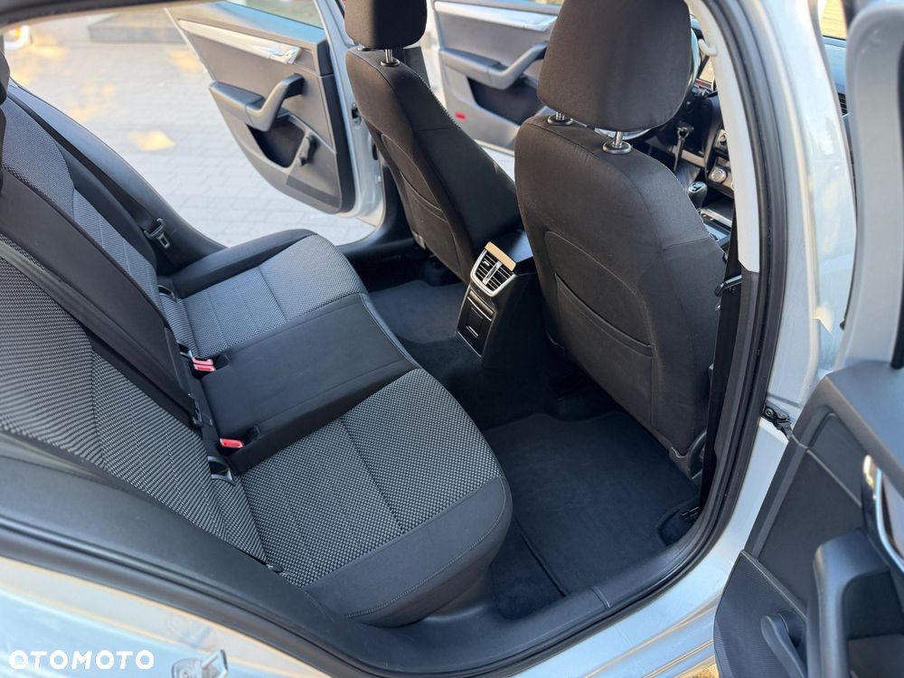 Skoda Octavia 1.6 TDI (Green tec) 4x4 Ambition - 9