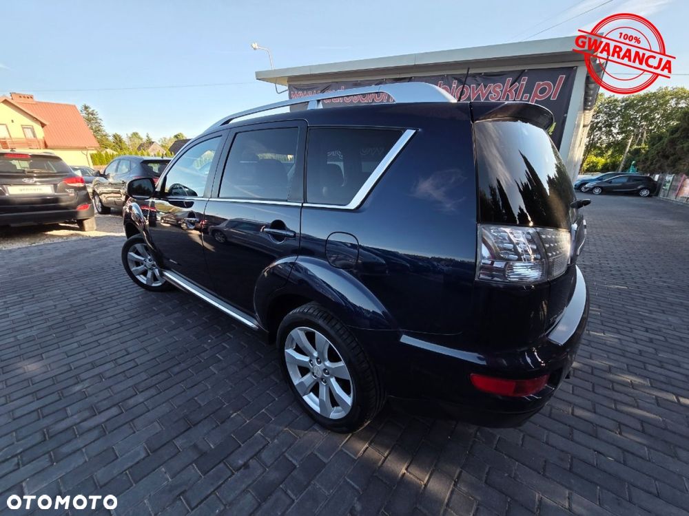 Mitsubishi Outlander - 5
