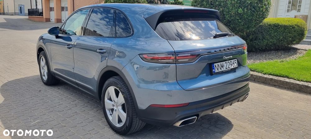 Porsche Cayenne Standard - 5