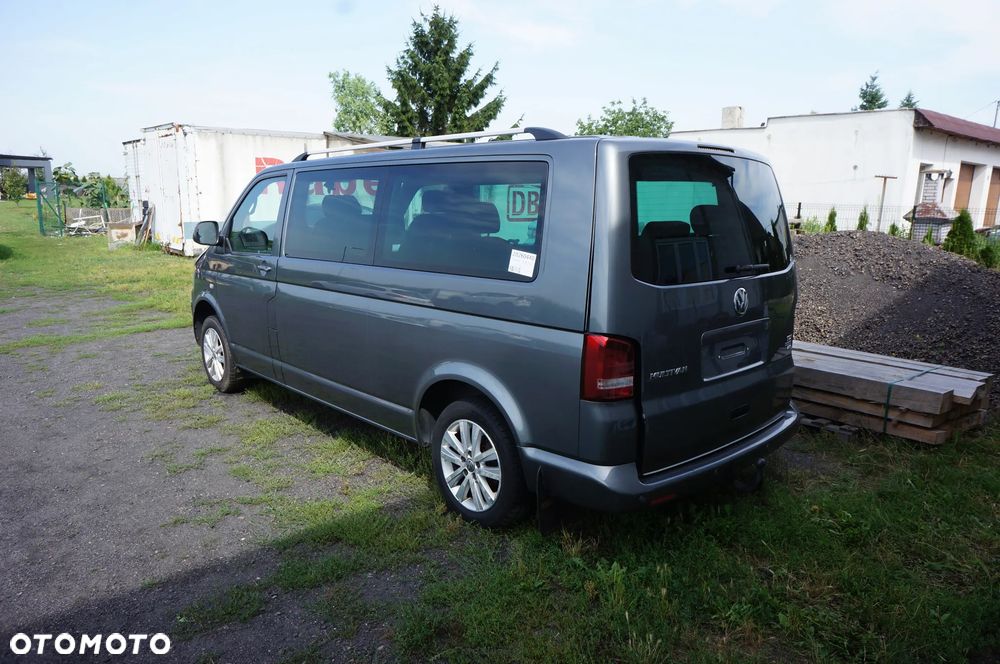 Volkswagen Multivan - 8