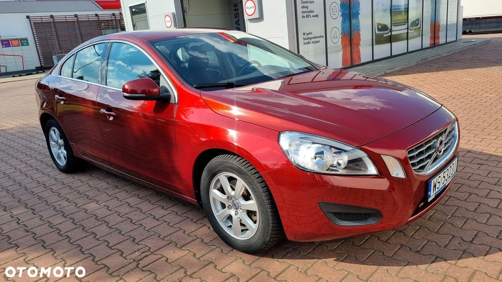 Volvo S60 D3 Geartronic Momentum - 2