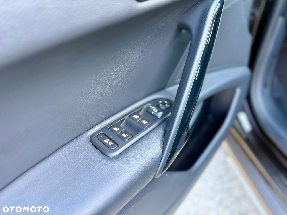 Peugeot 508 RXH 2.0 HDi HYbrid4 - 31