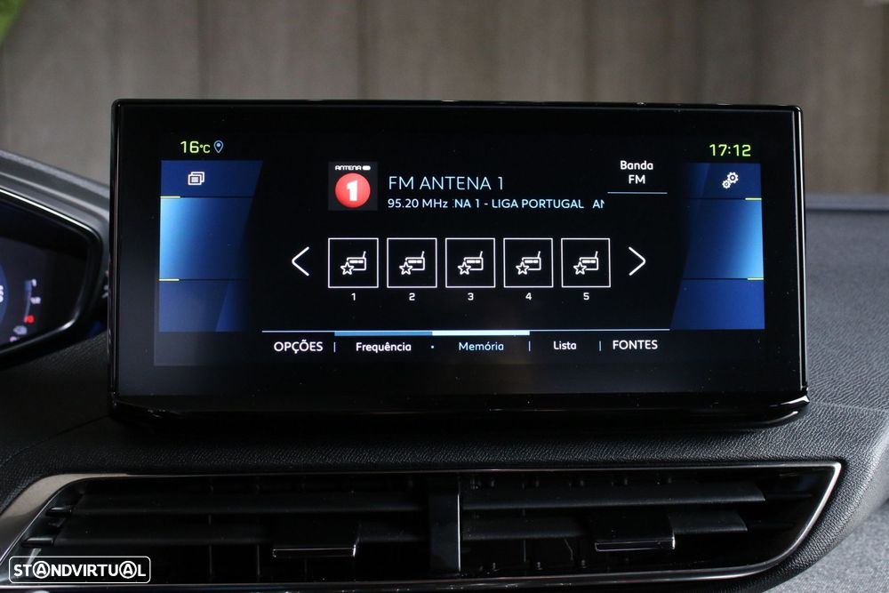 Peugeot 3008 1.6 Hybrid Allure Pack e-EAT8 - 23