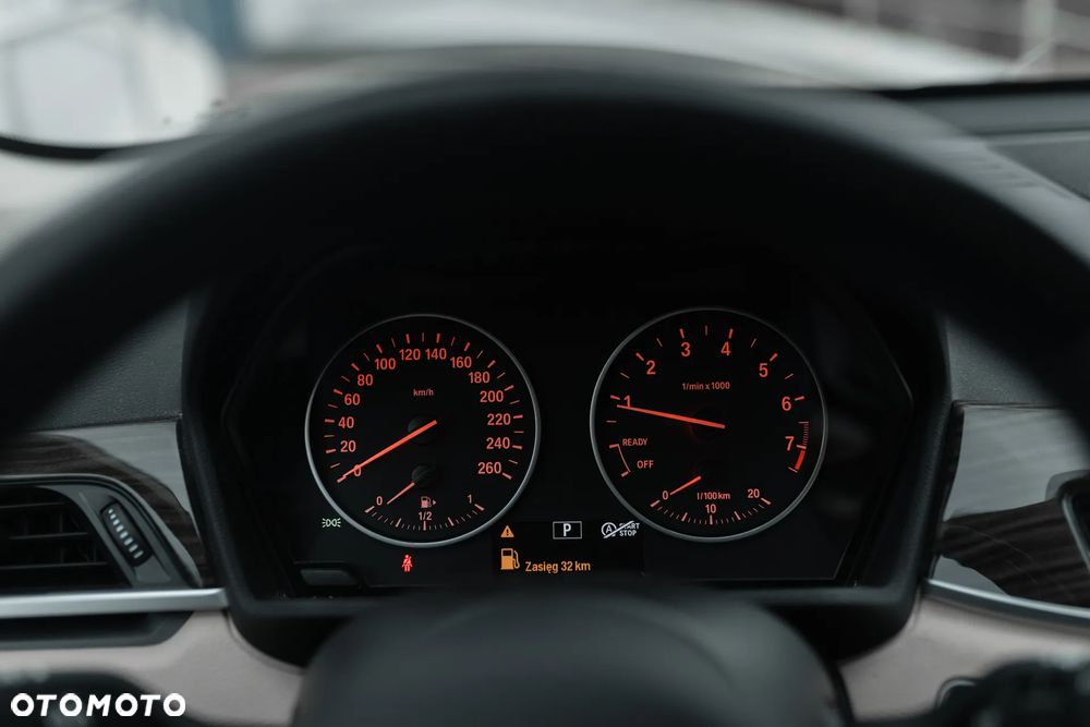 BMW X1 sDrive20i GPF xLine - 17