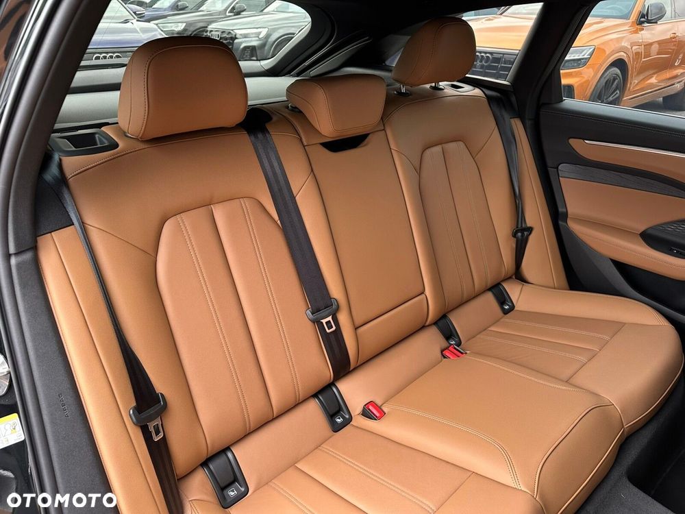 Audi A6 Avant - 25