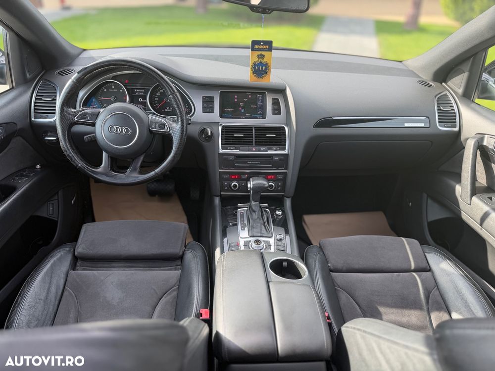 Audi Q7 - 7