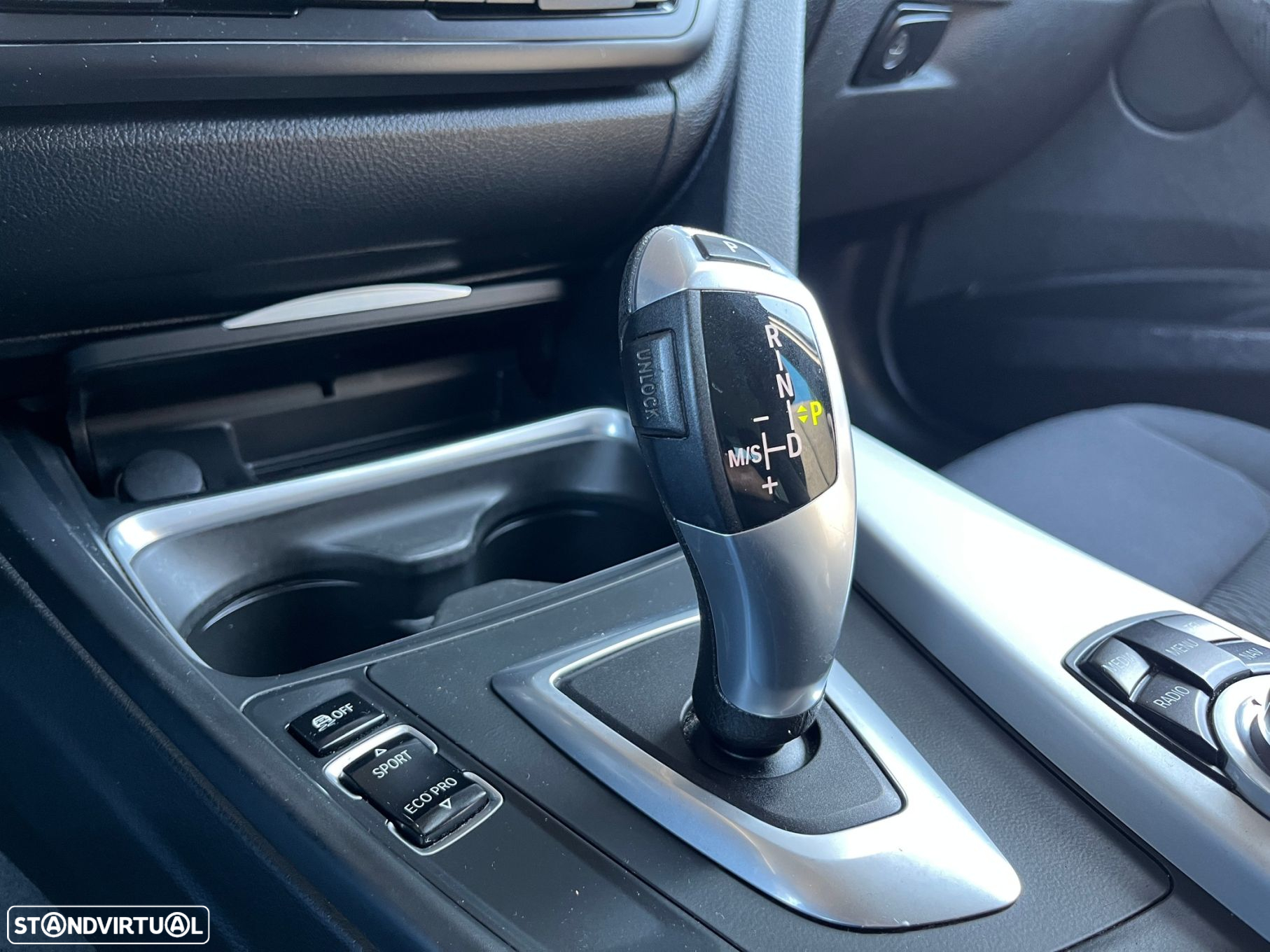 BMW 320 d Touring Auto - 37