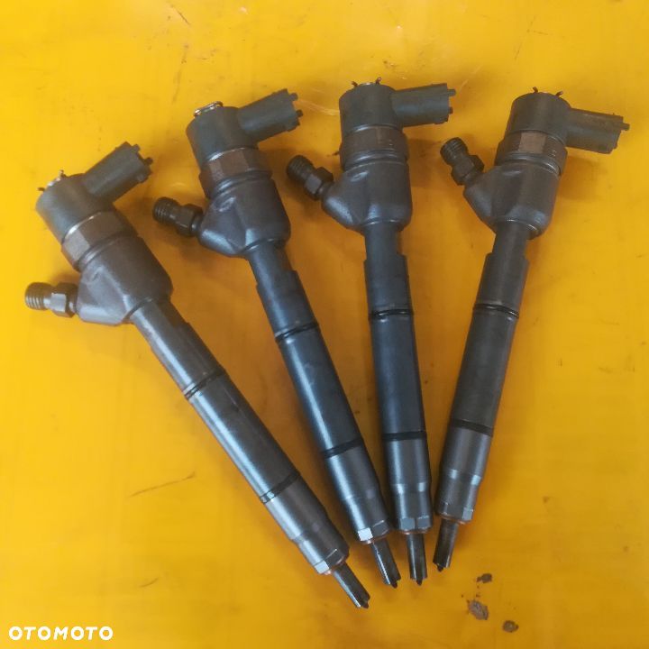 wtryski hyundai i30 kia ceed 1.6 crdi 0445110320