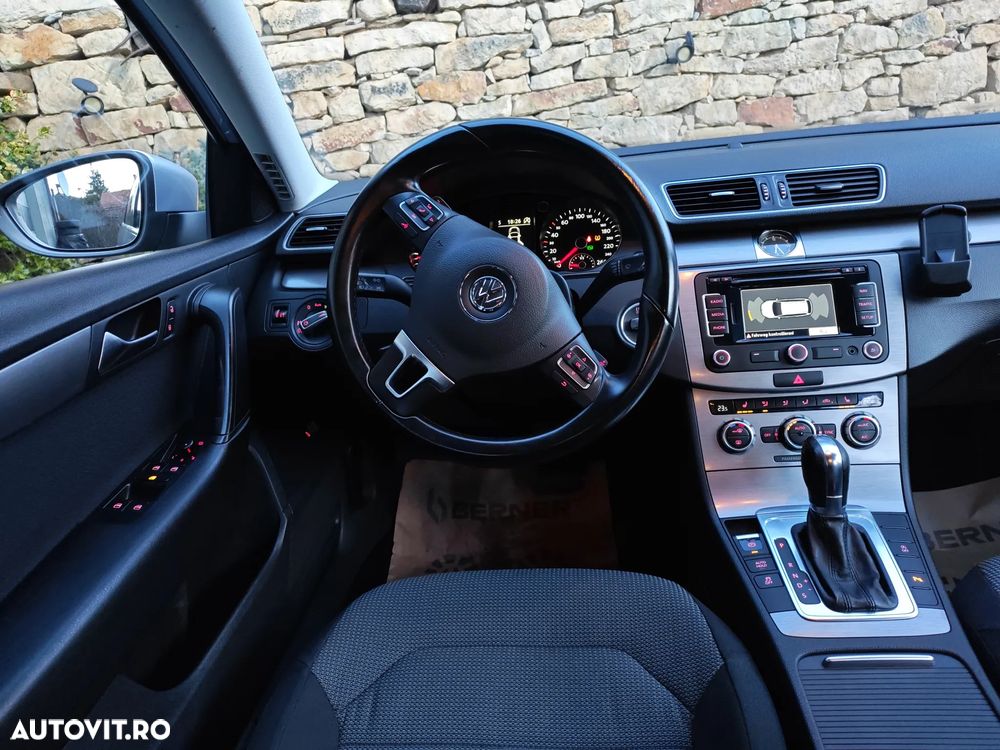 Volkswagen Passat 2.0 TDI DSG BlueMotion Technology Comfortline - 6