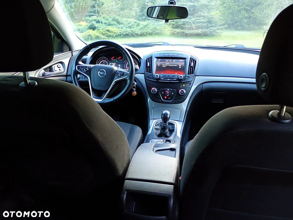 Opel Insignia - 15