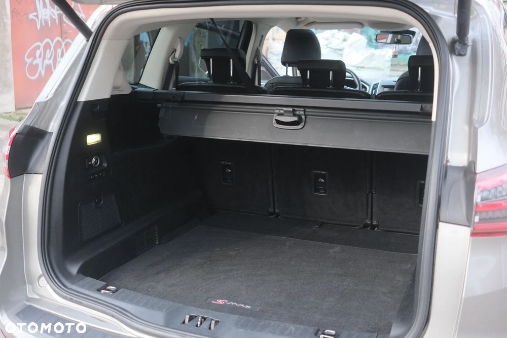 Ford S-Max 2.0 TDCi 4WD Titanium PowerShift - 27