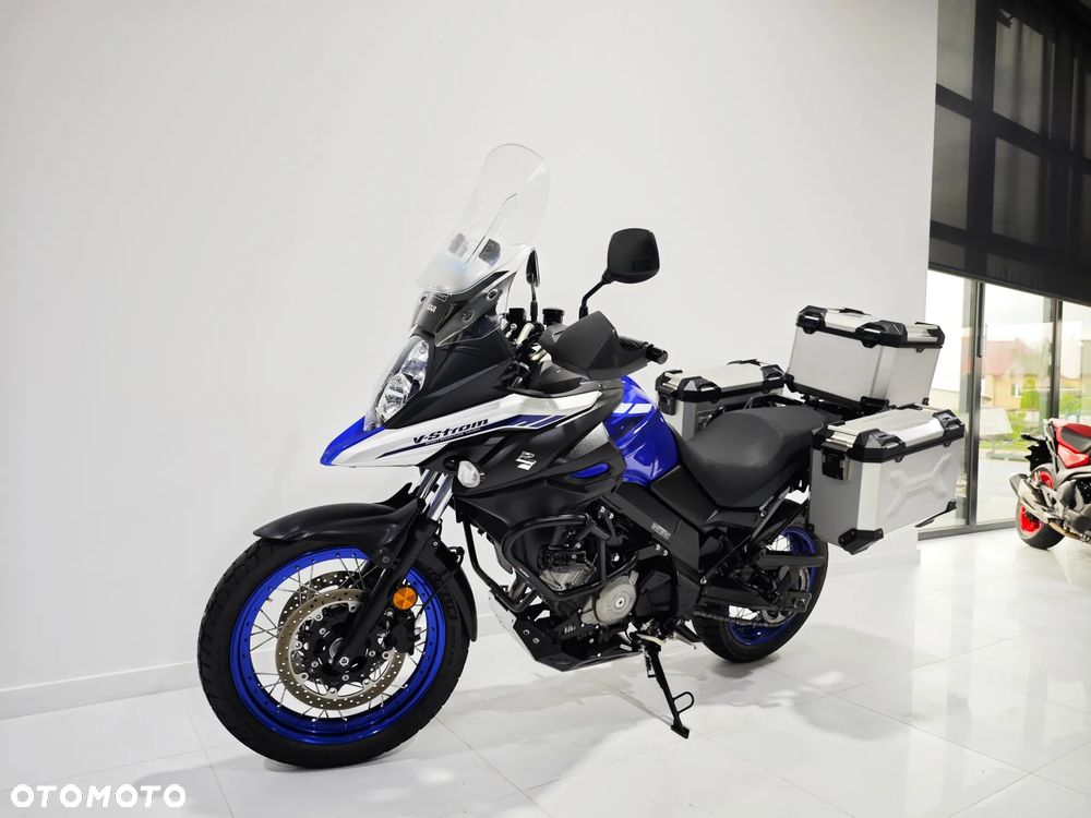 Suzuki V-STROM - 3